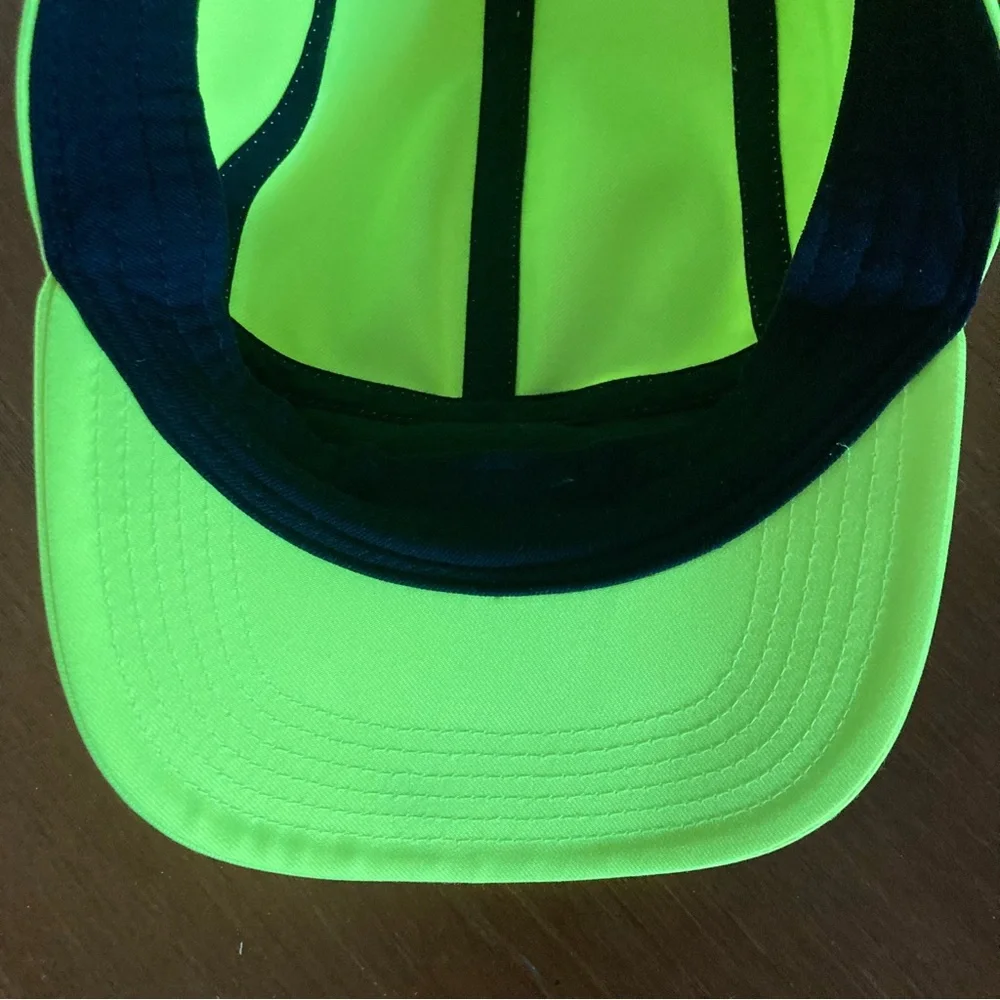 Rare Nike Challenge Court Fluorescent Green Cap with Logo Patch, unworn - Picture 3 of 7